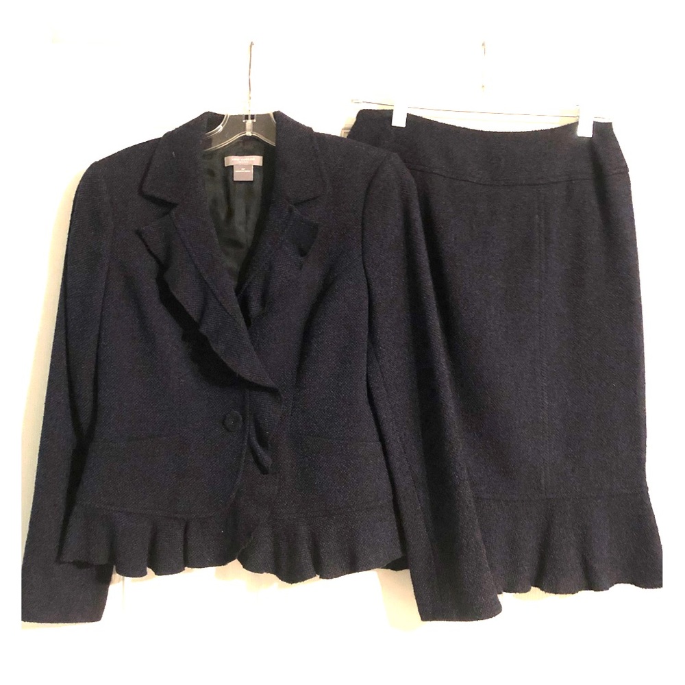 PETITE NAVY BLUE TWEED SUIT